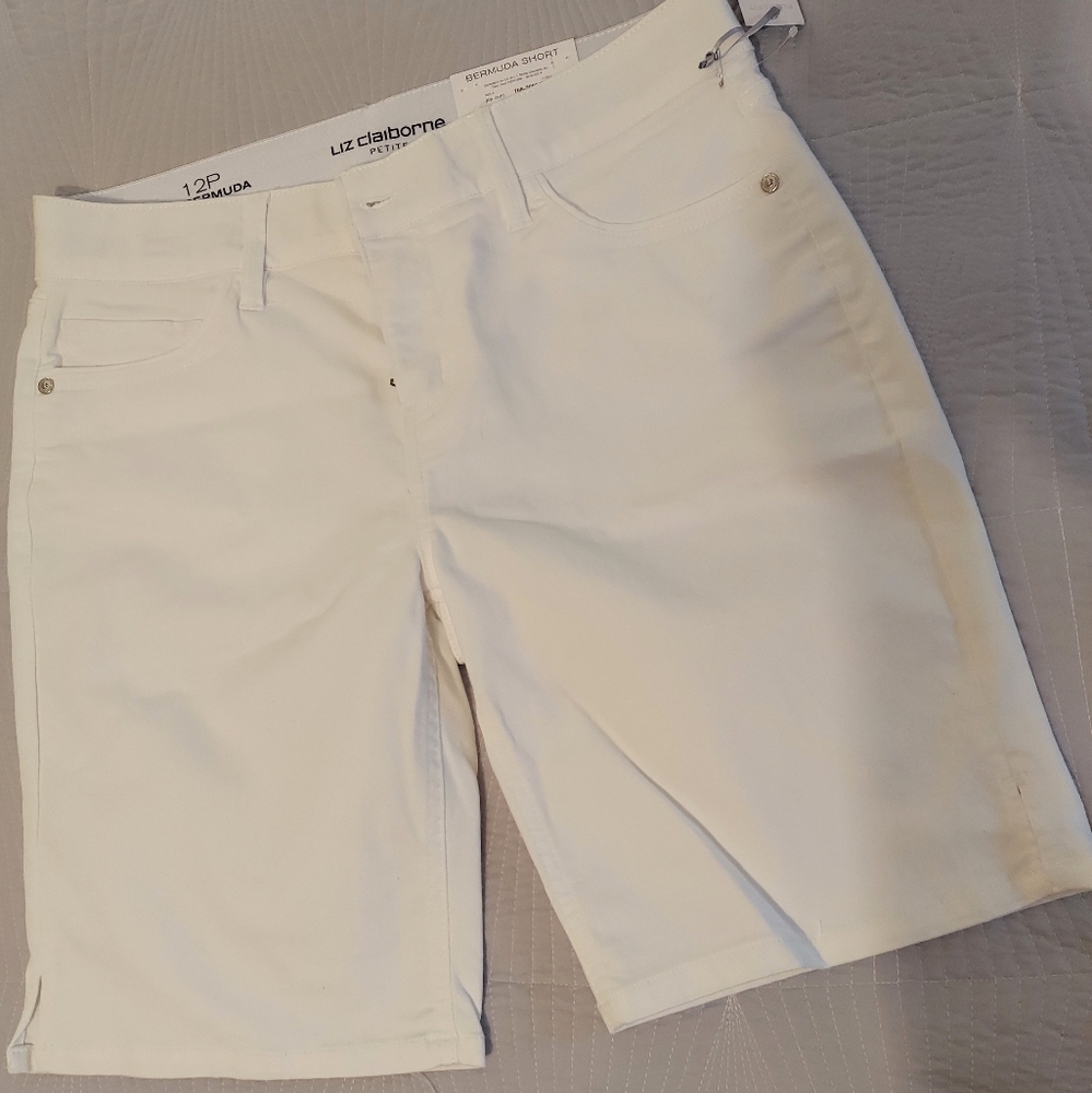 New Womens Liz Claiborne Shorts